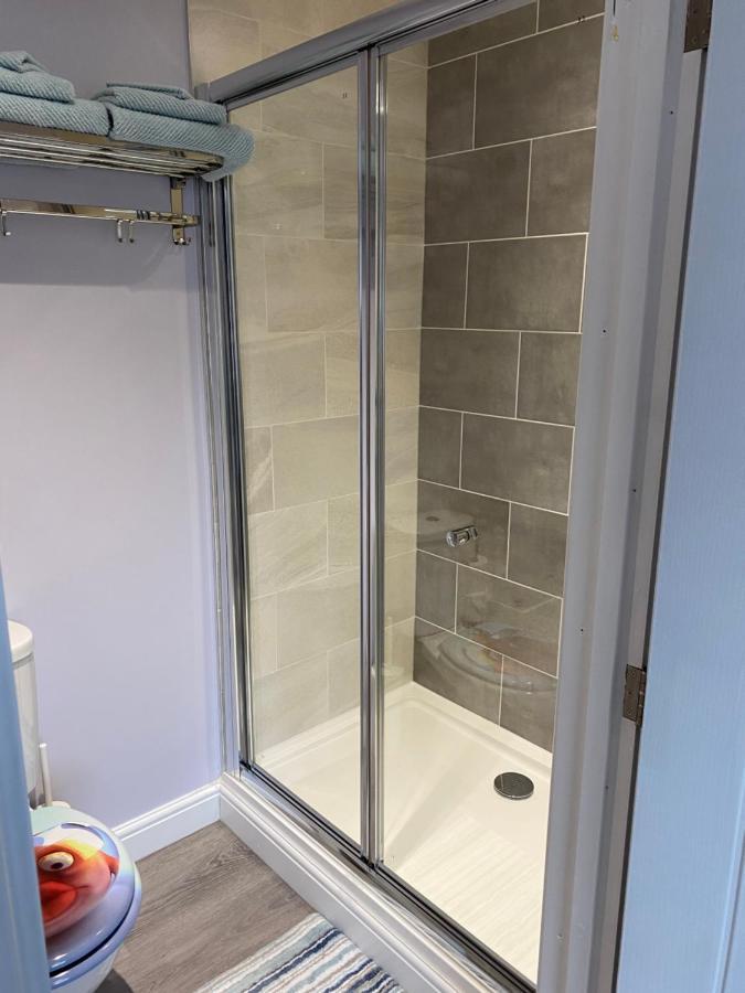Modern Luxury 1 Bed Apartment With Parking Near Stansted Airport Stansted Mountfitchet Kültér fotó